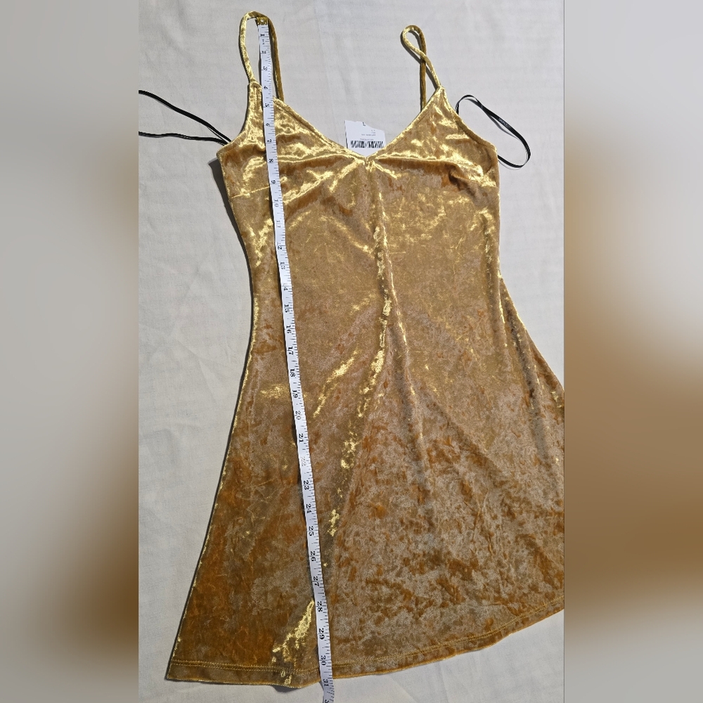 Forever 21 Gold Velvet Dress - Picture 6 of 9